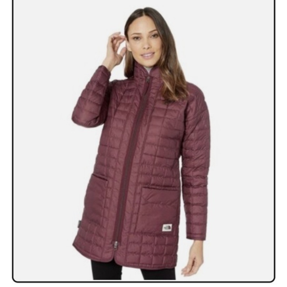 The North Face Merlot  Quilted Jacket ThermoBall Eco Long Jacket Full Zip up